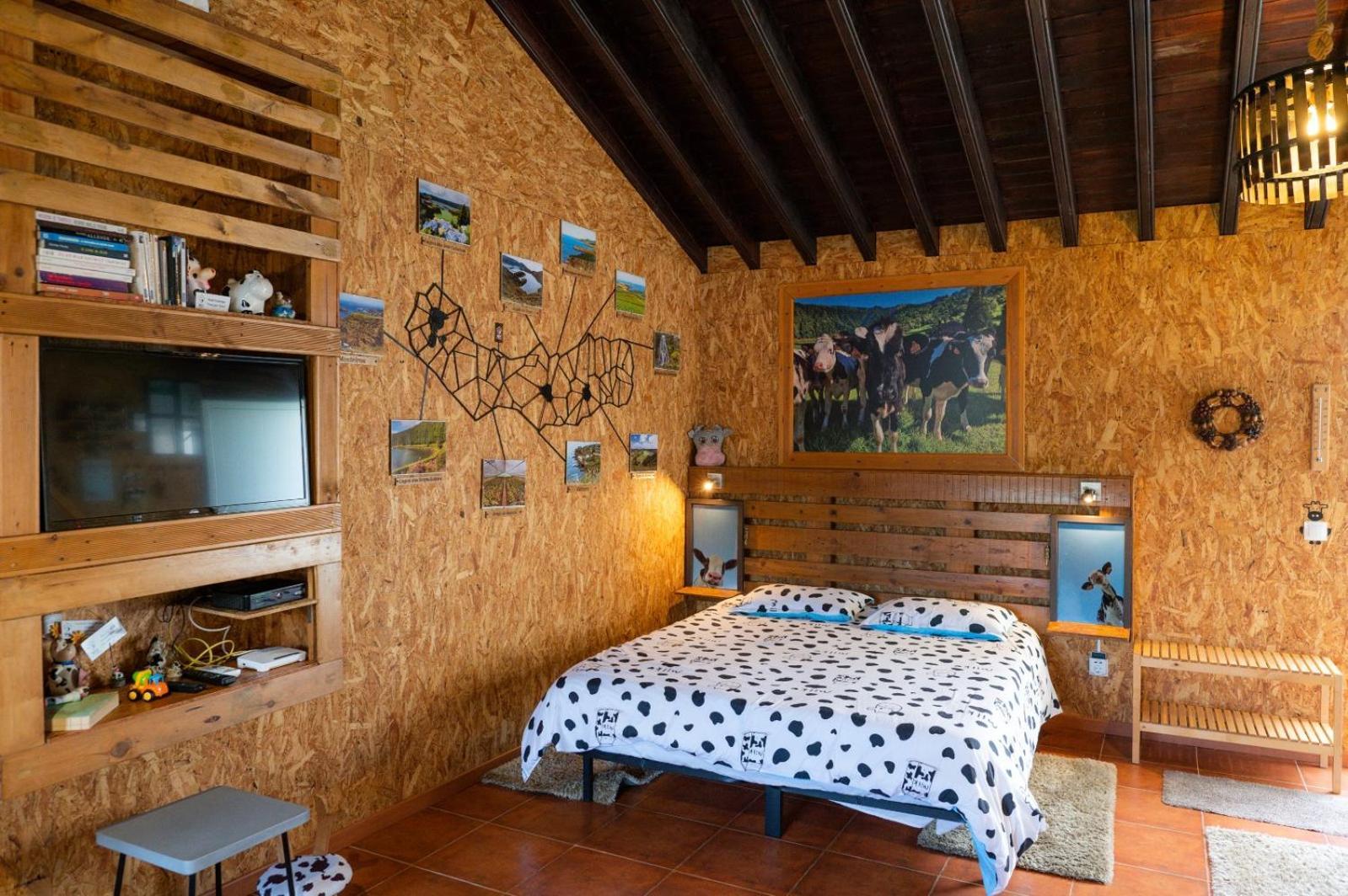 Azores Cow House Calhetas 外观 照片